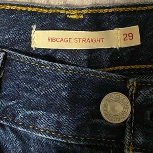 Levi’s Jeans - Rib Cage Straight Fit - Size 29